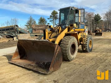 Main image Komatsu WA320-1